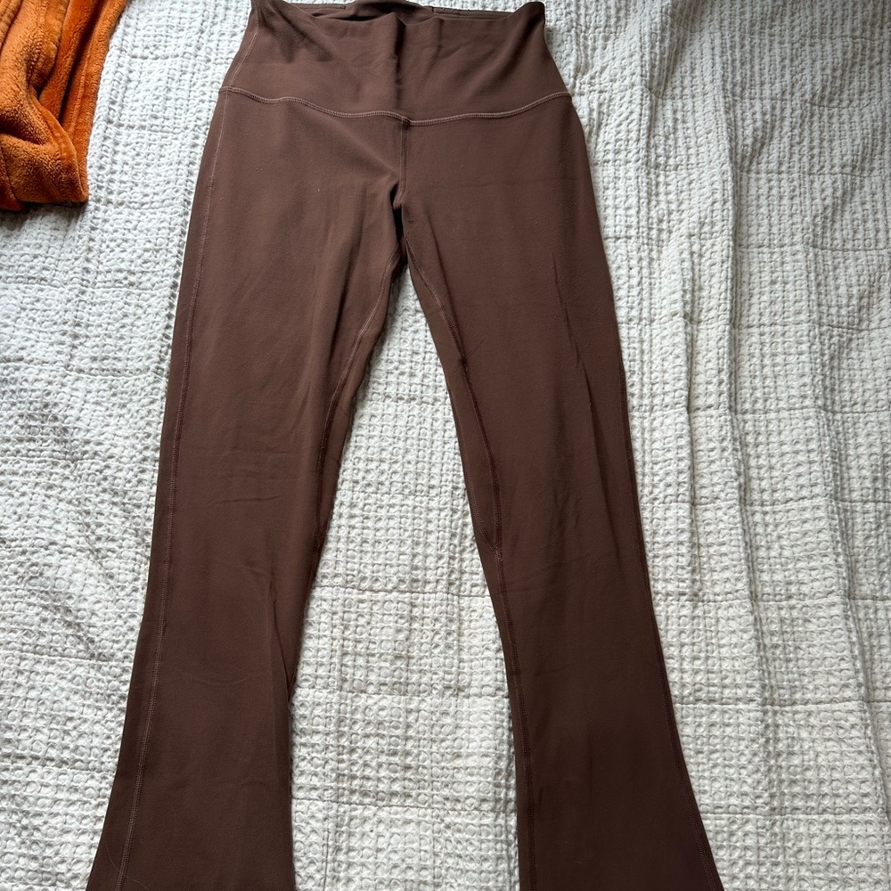 Lululemon women’s align brown flare pants. Size 6